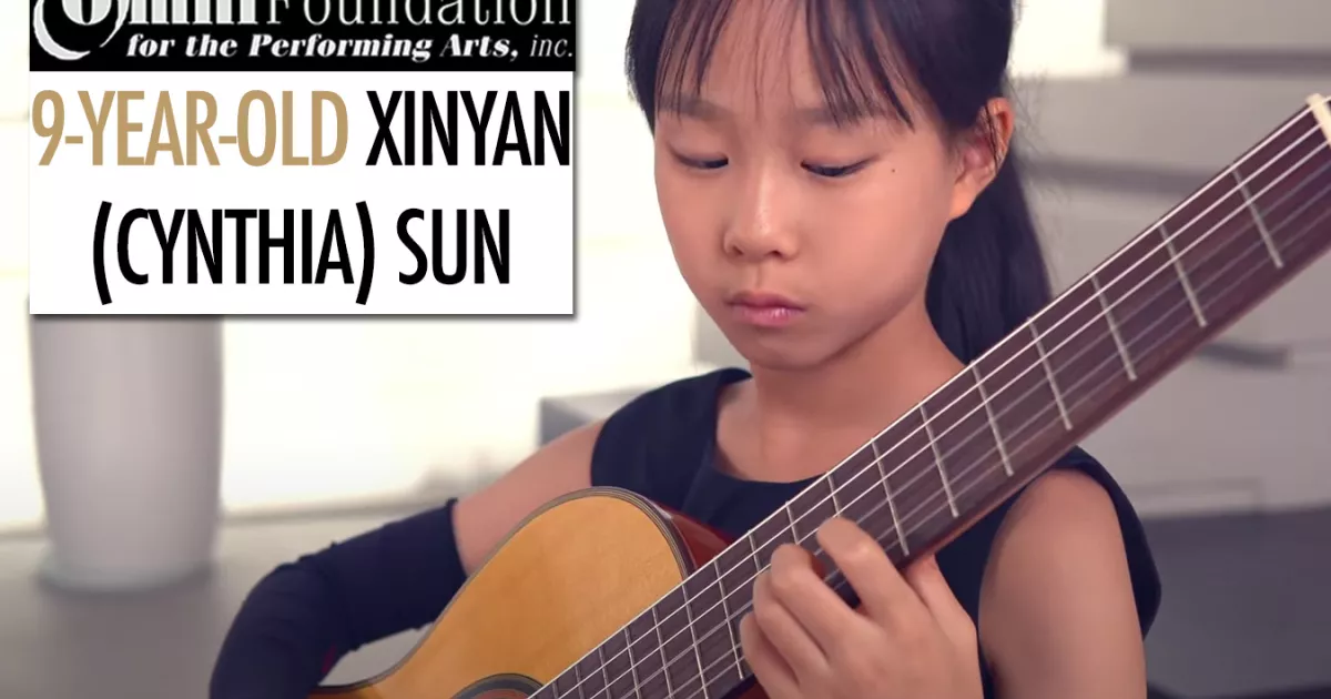 9-Year-Old Classical Guitar Prodigy, Xinyan (Cynthia) Sun, Performs Leo ...